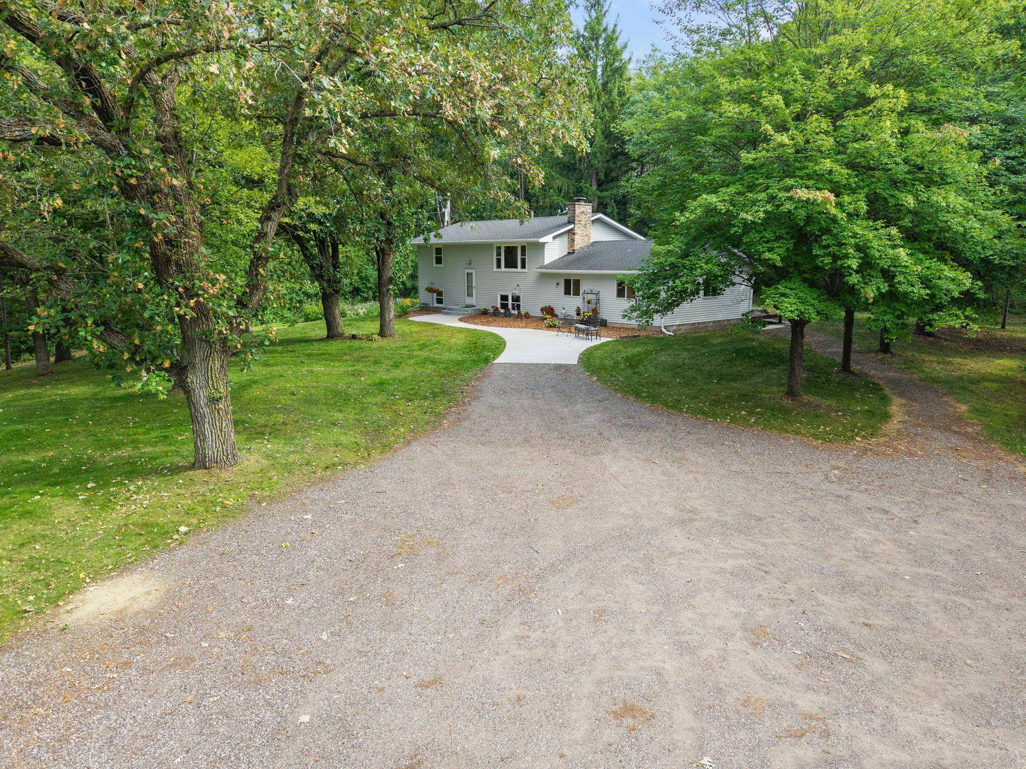 11397 274th AVE NW, Zimmerman, MN 55398