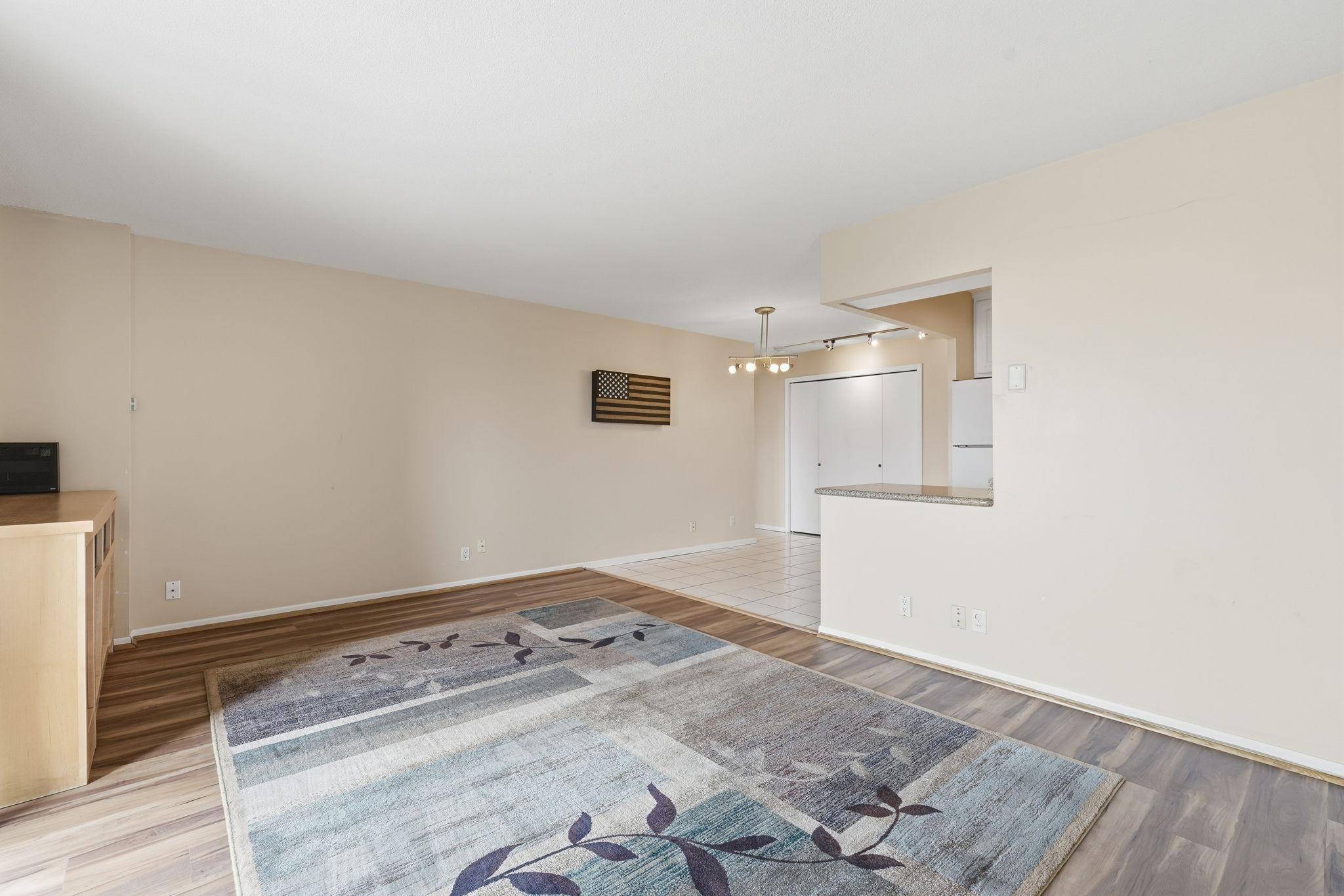 410 Groveland AVE #2003, Minneapolis, MN 55403