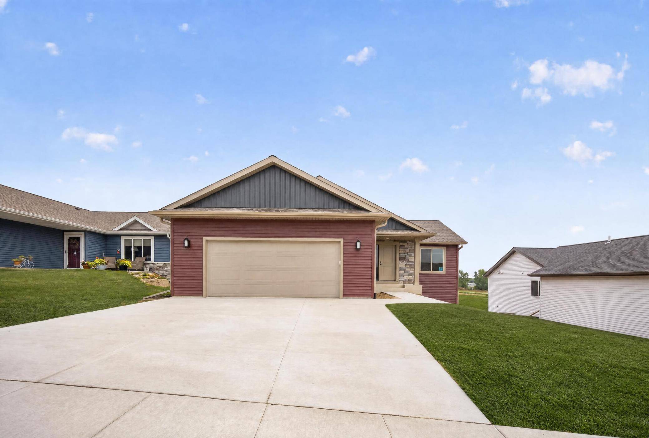 6160 Cody LN NW, Rochester, MN 55901