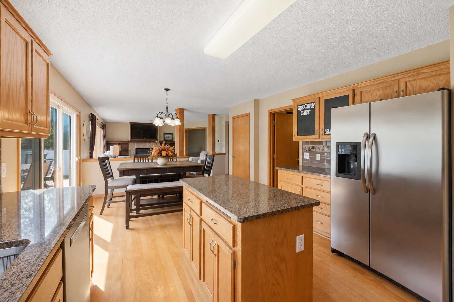 5901 Cardinal Ridge TRL SE, Prior Lake, MN 55372