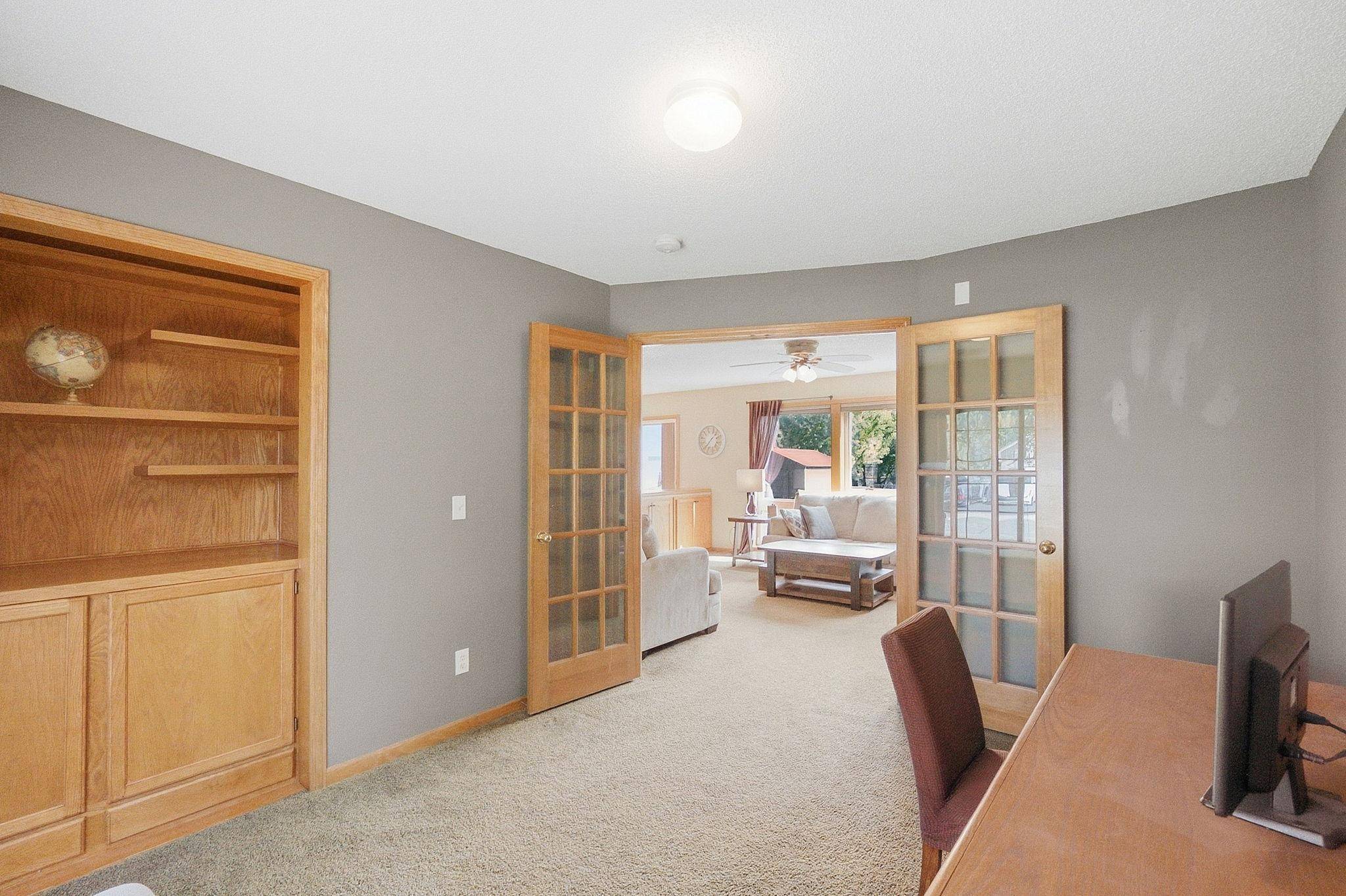 5901 Cardinal Ridge TRL SE, Prior Lake, MN 55372