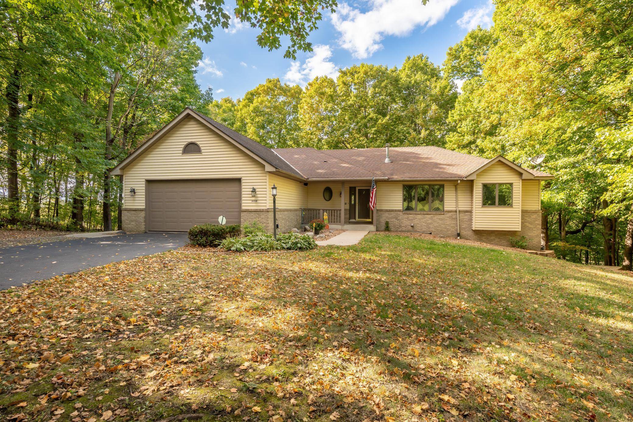 14310 Pike Lake TRL NE, Prior Lake, MN 55372