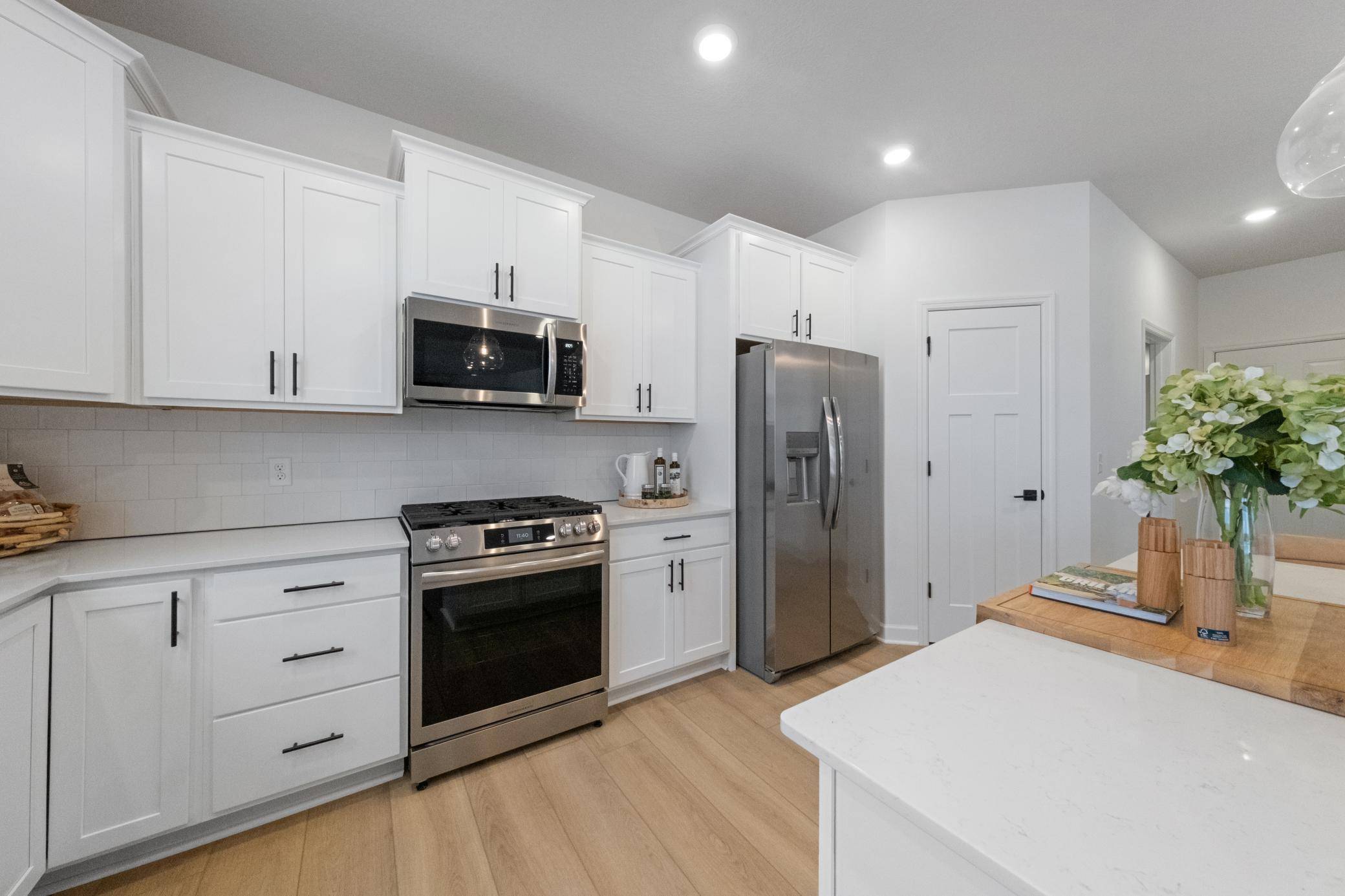 1083 Adamstown DR, Rosemount, MN 55068