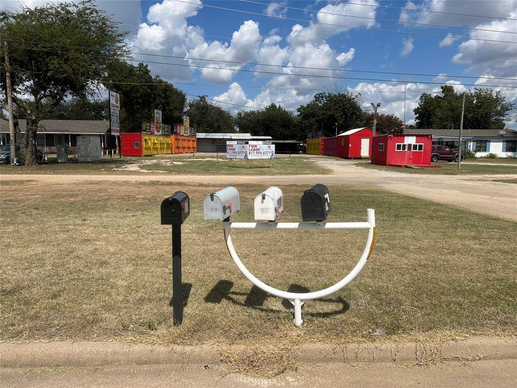 1810 Farm Market 1187, Crowley, TX 76036