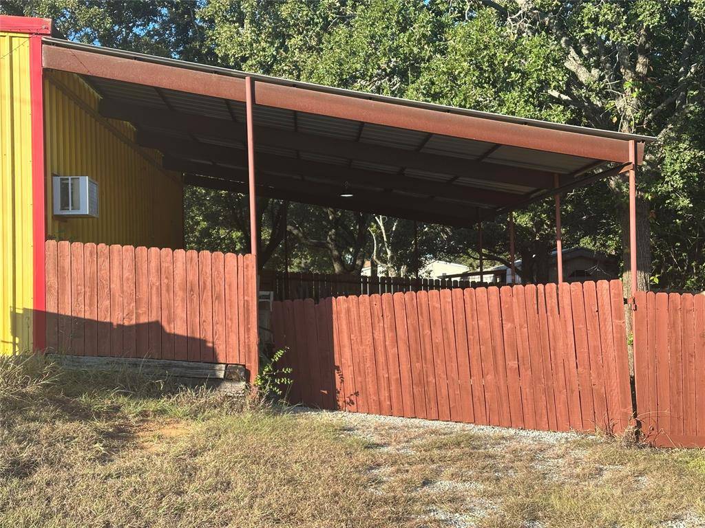6415 Conveyor Drive, Cleburne, TX 76031