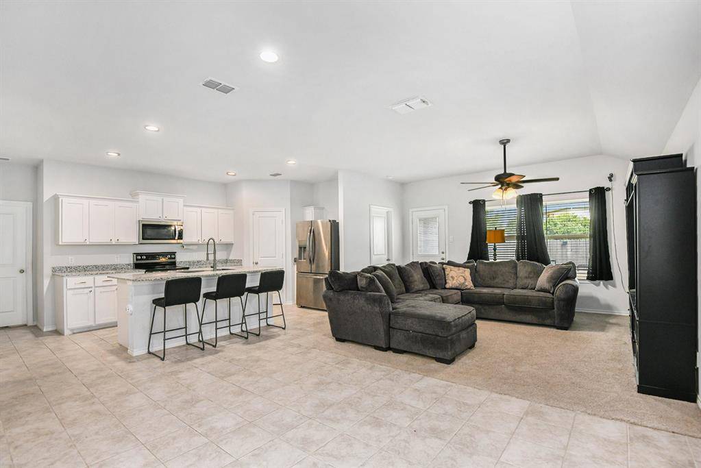 2920 Manu Street, Fort Worth, TX 76123