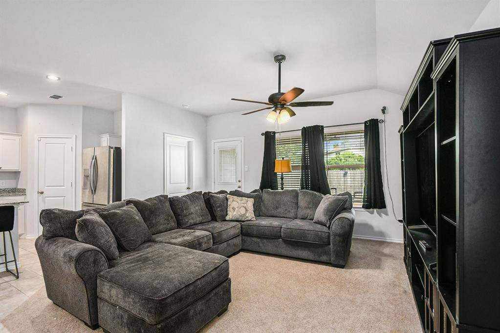 2920 Manu Street, Fort Worth, TX 76123
