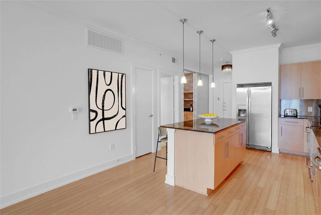 4333 Gilbert Avenue #215, Dallas, TX 75219
