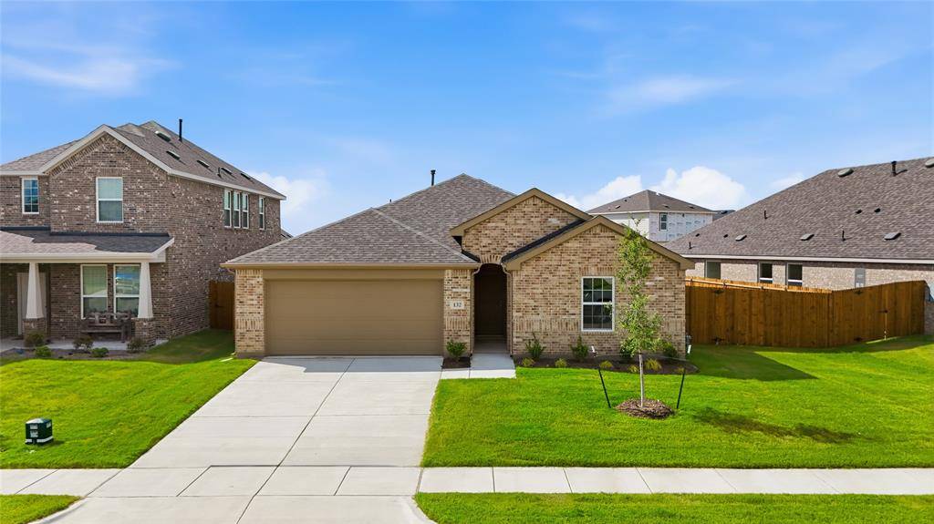 132 Patrick Henry Drive, Venus, TX 76084