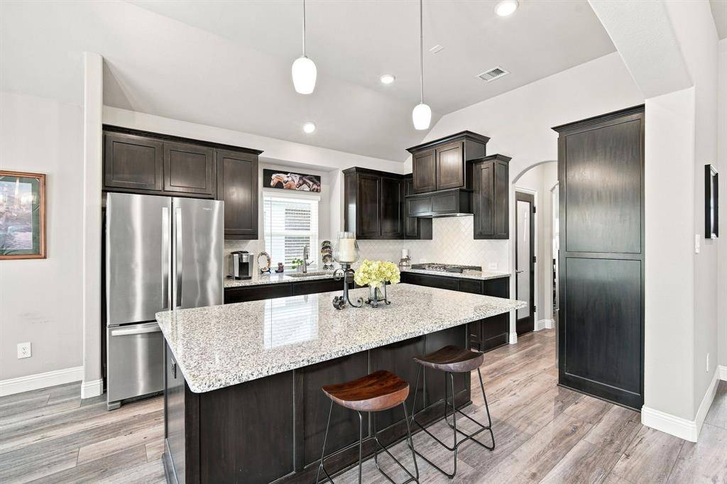 659 Cherry Bark Trail, Waxahachie, TX 75165
