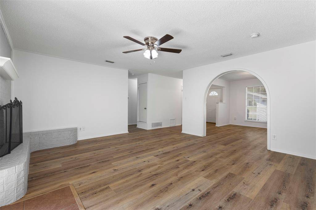 2020 Fordham Lane, Denton, TX 76201