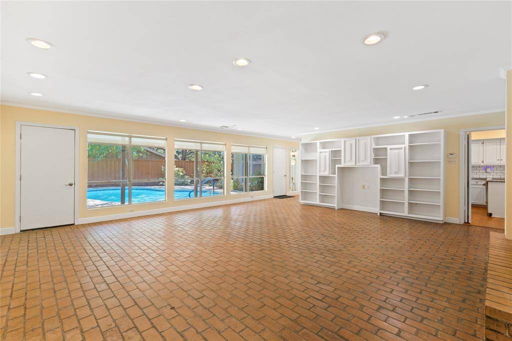 14918 Vistaridge Drive, Dallas, TX 75248