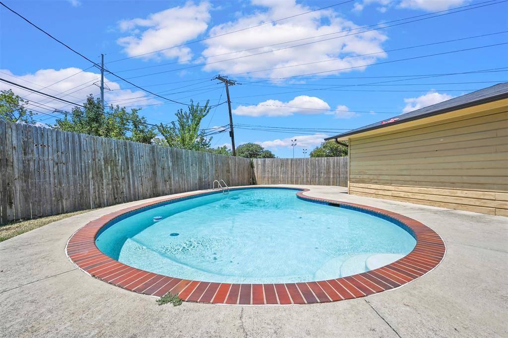 3468 Townsend Drive, Dallas, TX 75229