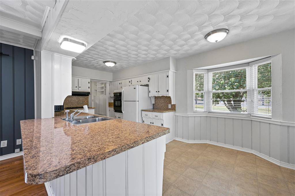3468 Townsend Drive, Dallas, TX 75229