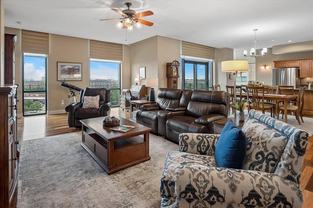 5656 N Central Expressway #601, Dallas, TX 75206