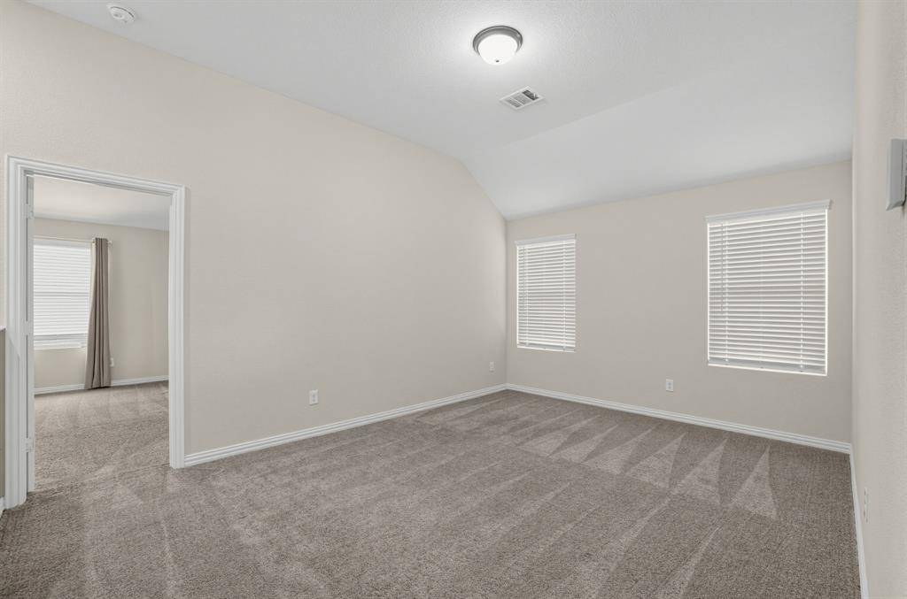 1620 Berry Ridge Trail, Aubrey, TX 76227
