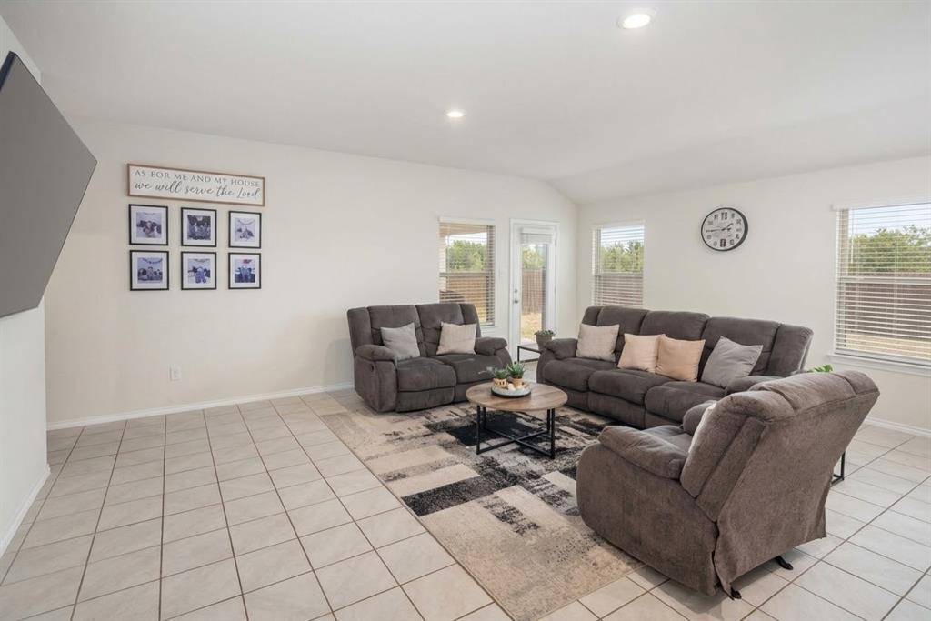 511 Saw Mill Road, Royse City, TX 75189