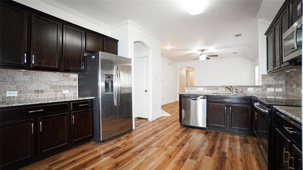 3017 Cassinia Parkway, Heartland, TX 75126