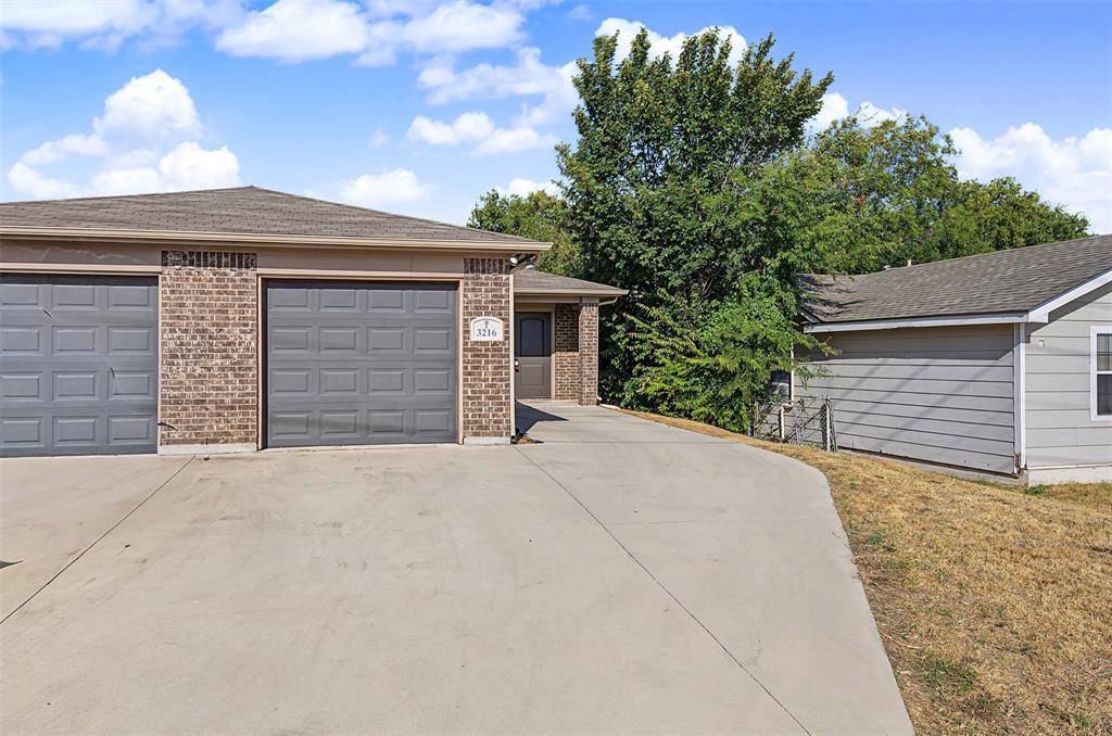 3216 Cherry Lane, Fort Worth, TX 76116