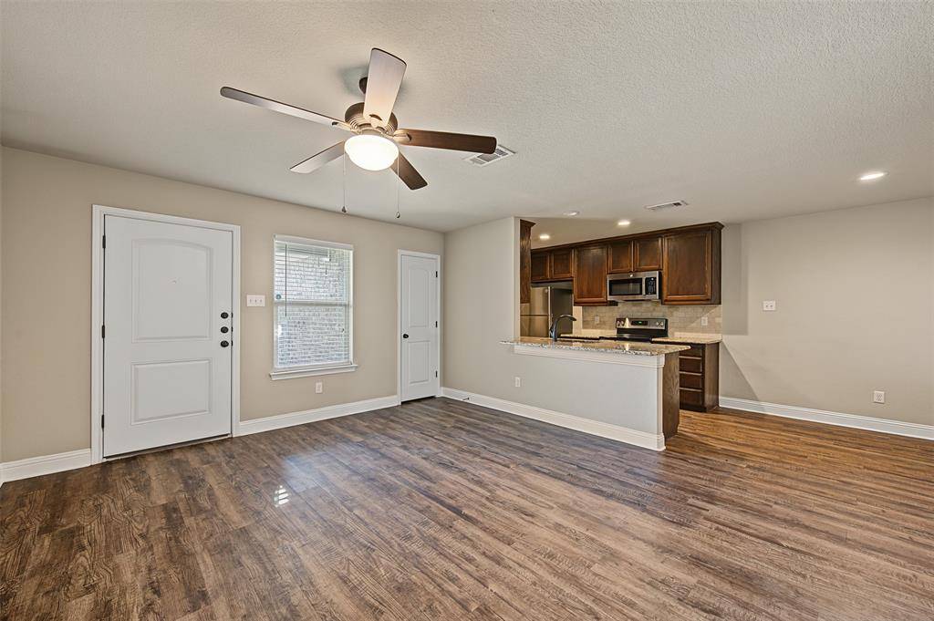 3216 Cherry Lane, Fort Worth, TX 76116