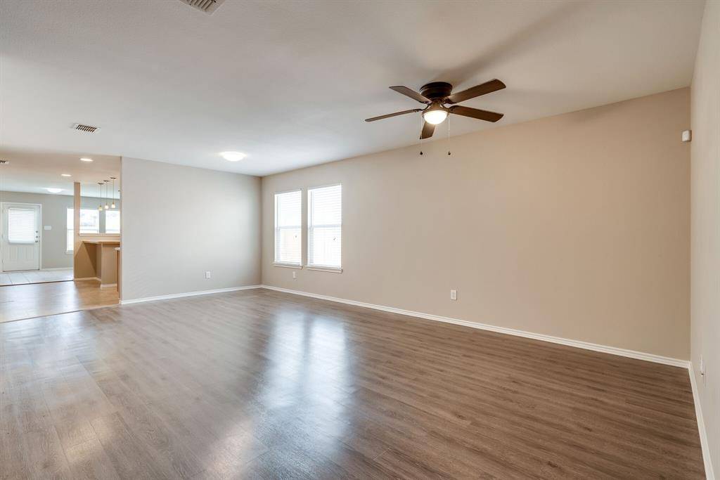 1901 Foxfield, Fort Worth, TX 76247