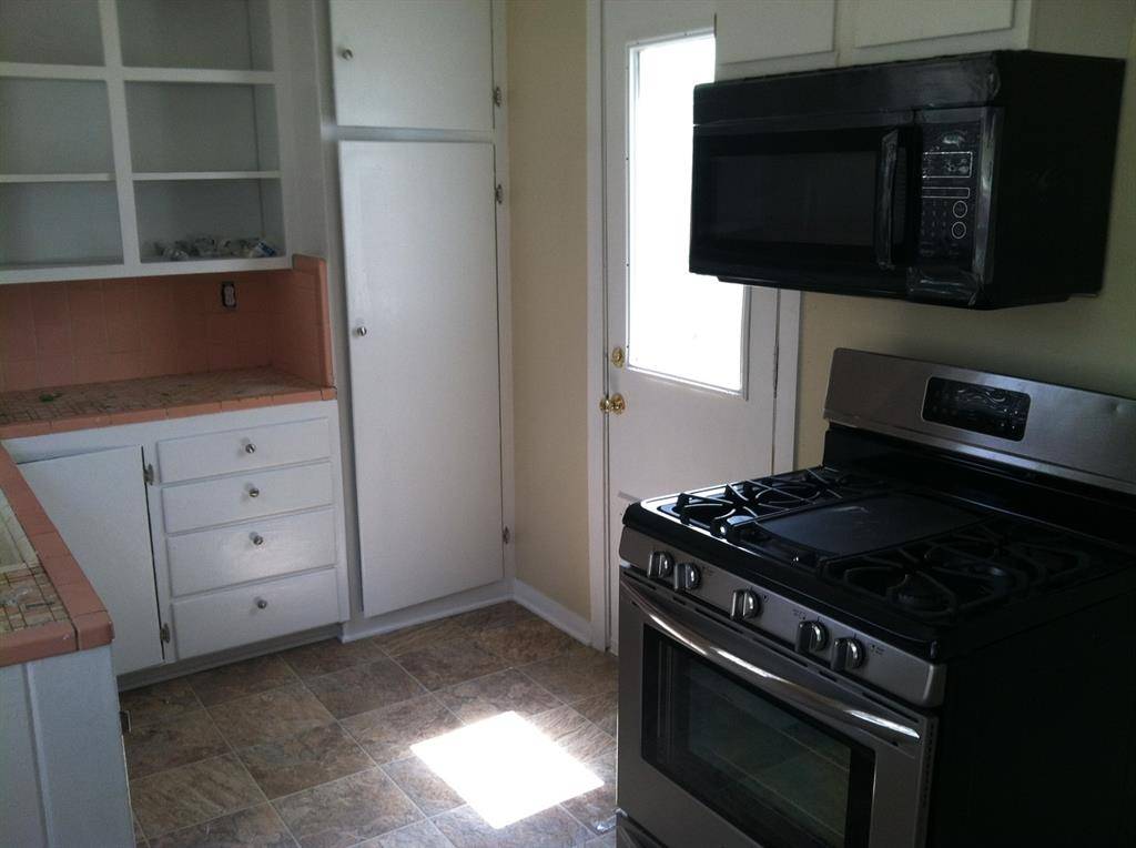 833 Evangeline Place, Shreveport, LA 71106