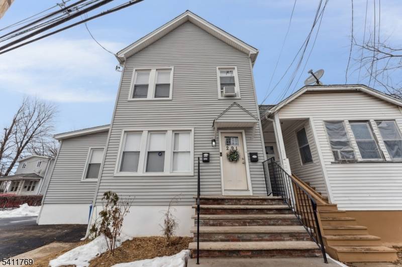 291 E 12Th Ave, Roselle Boro, NJ 07203