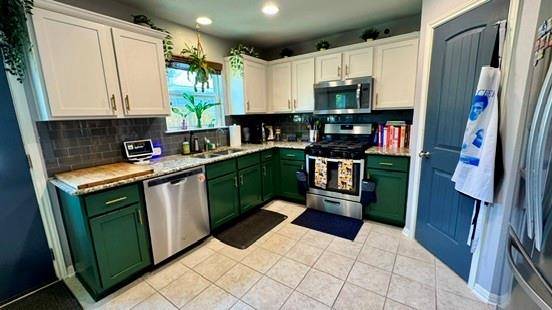 114 Friendship Oak DR, San Marcos, TX 78666