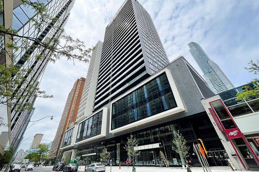 20 Edward ST #2616, Toronto C01, ON M5G 1C9