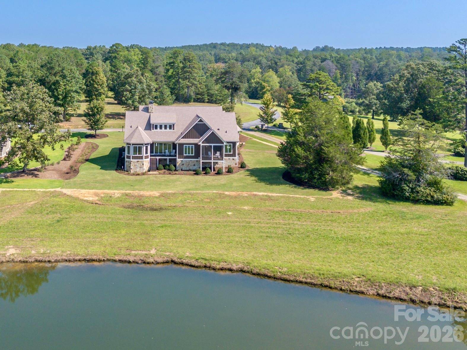 978 Mapleton LN, Columbus, NC 28722