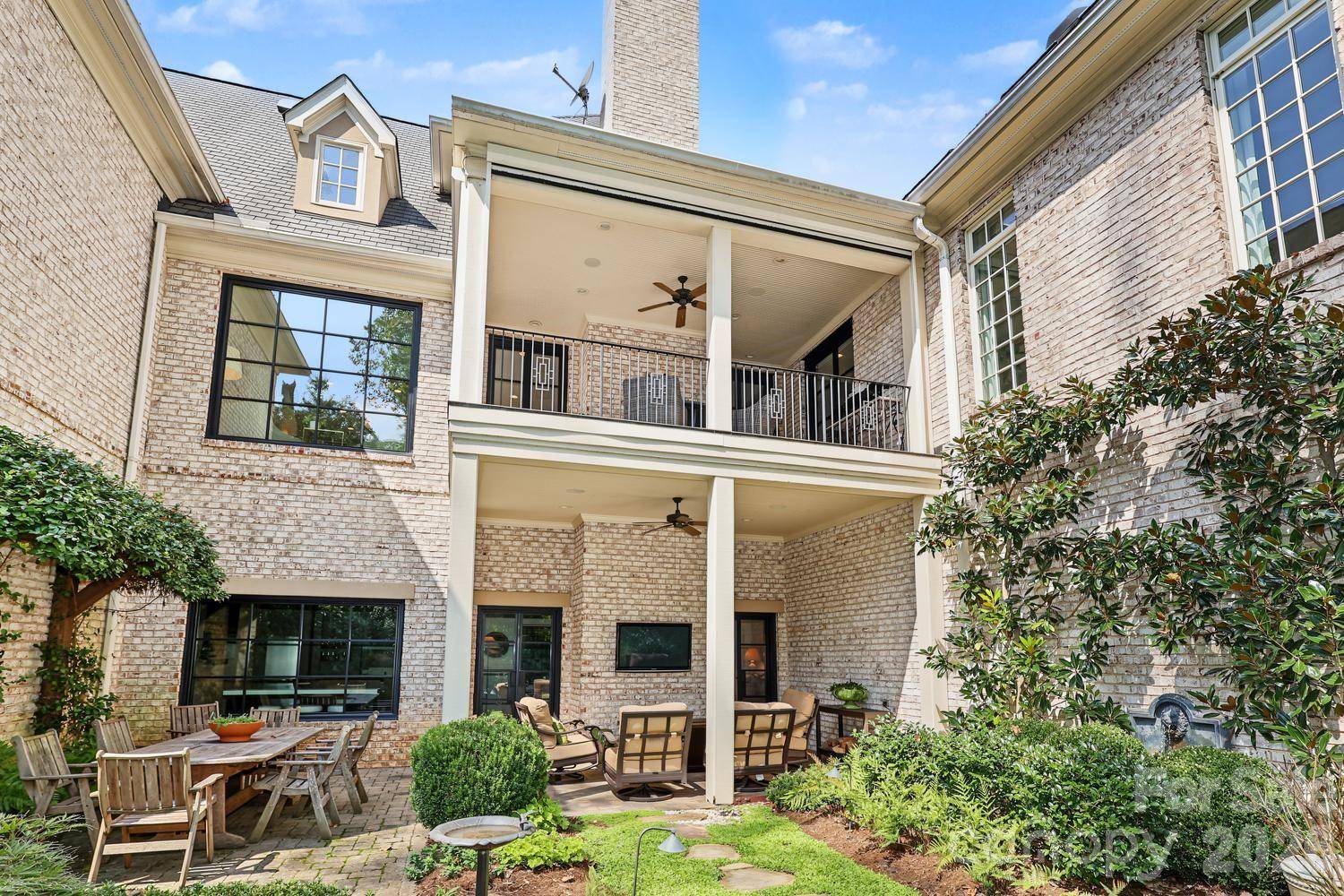 2250 Colony RD #A, Charlotte, NC 28209