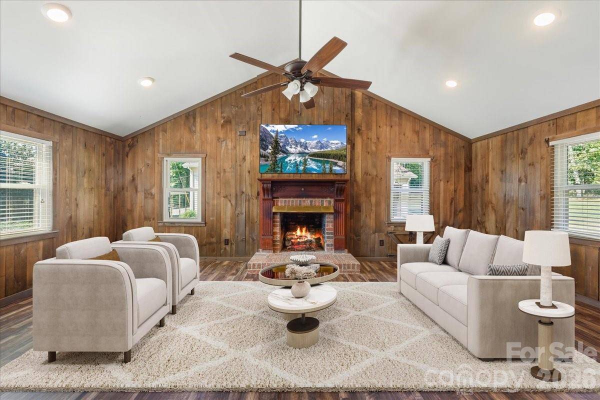 12770 Bringle Ferry RD, Richfield, NC 28137