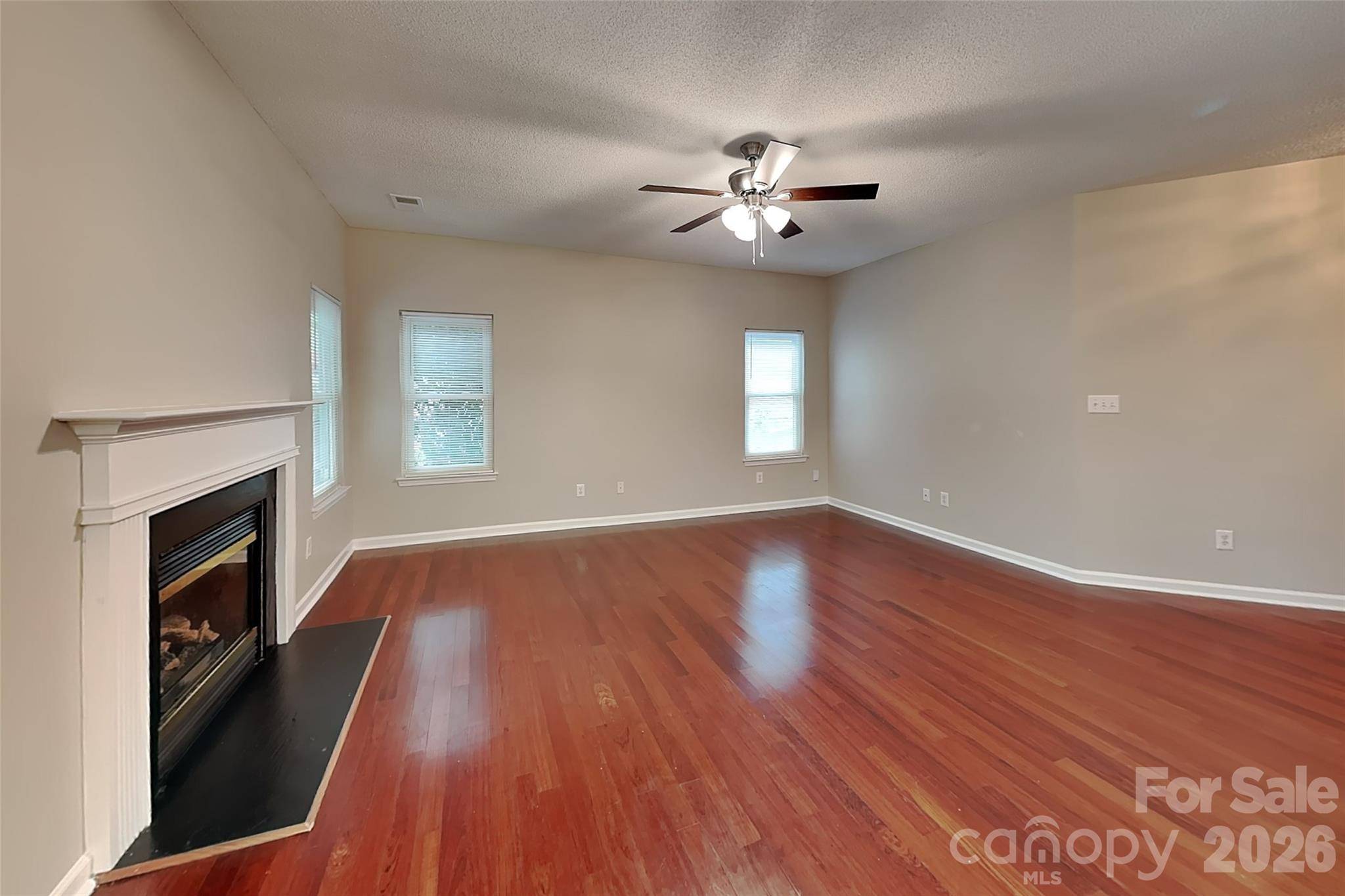 5611 Timbertop LN, Charlotte, NC 28215