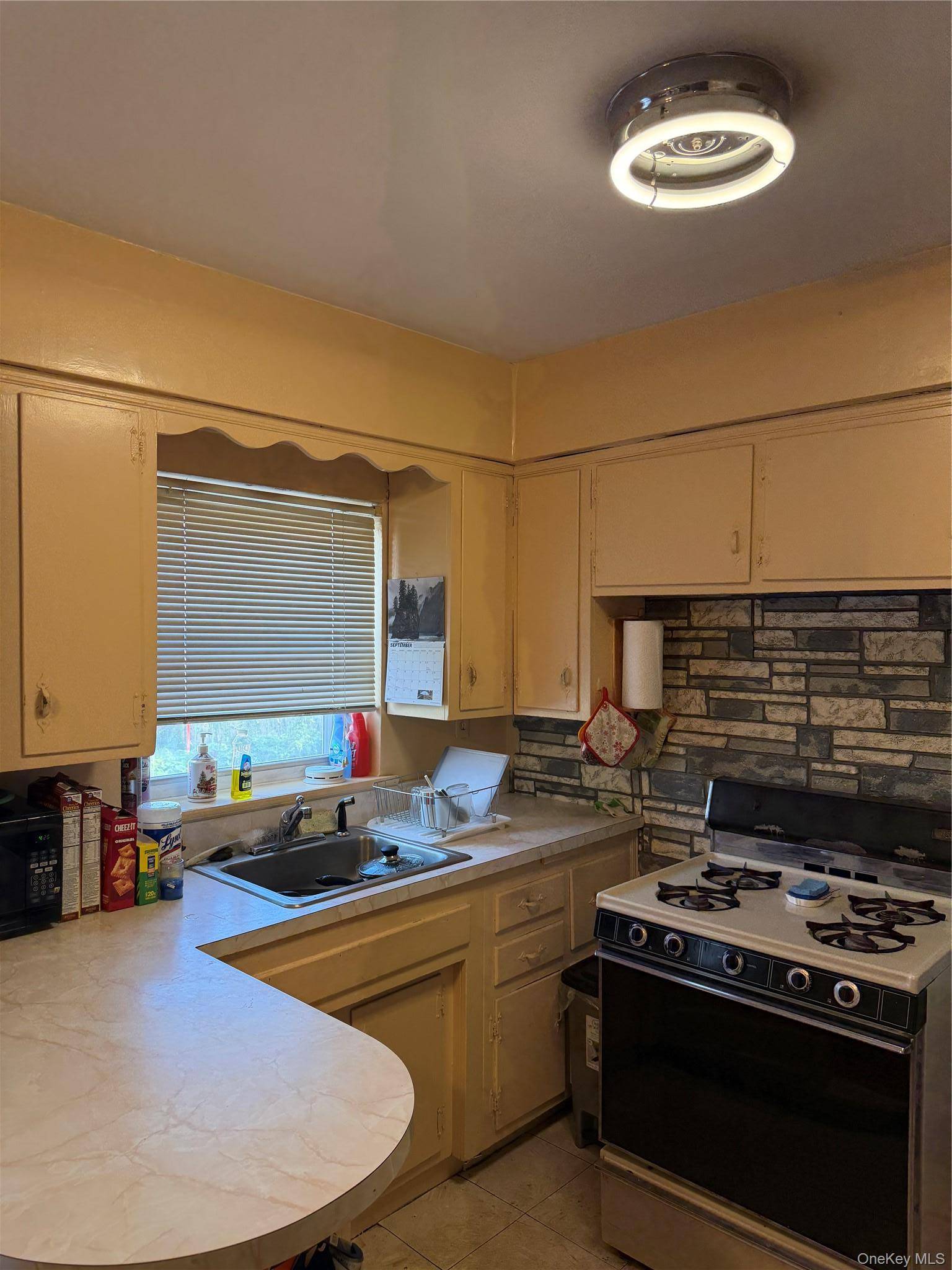 3210 Tenbroeck AVE, Bronx, NY 10469