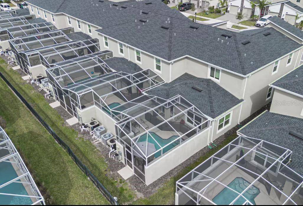 978 SPLASH SHOT PL, Davenport, FL 33896