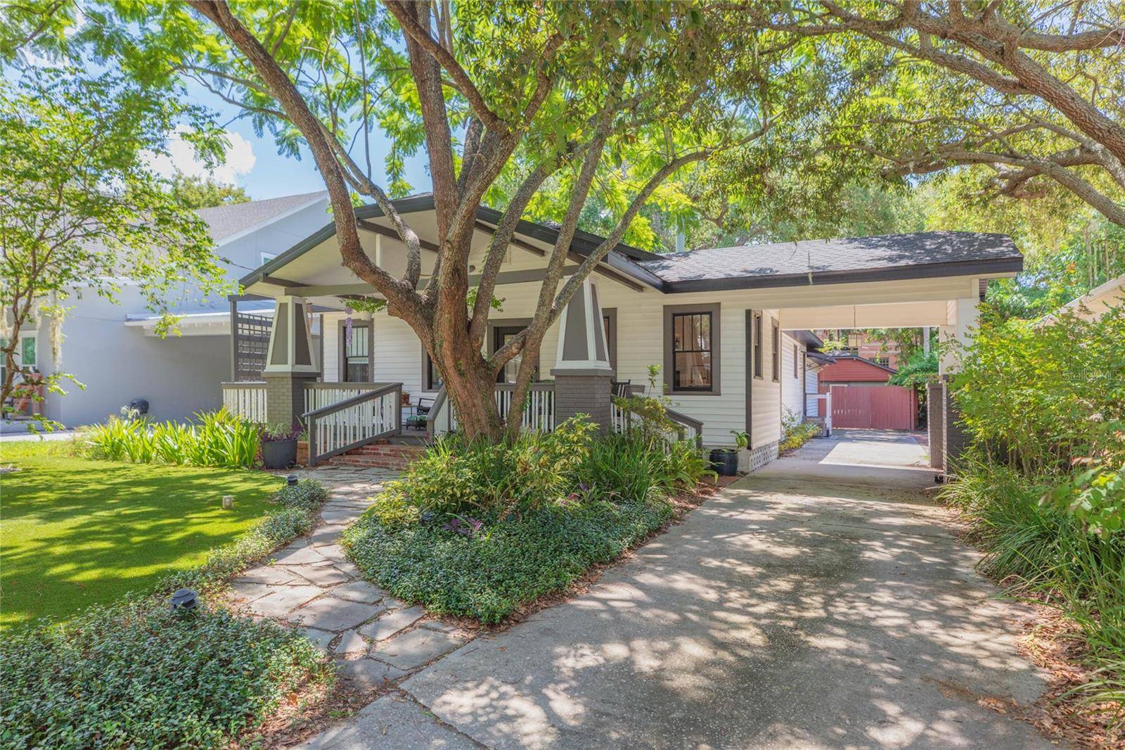 3114 W HAWTHORNE RD, Tampa, FL 33611