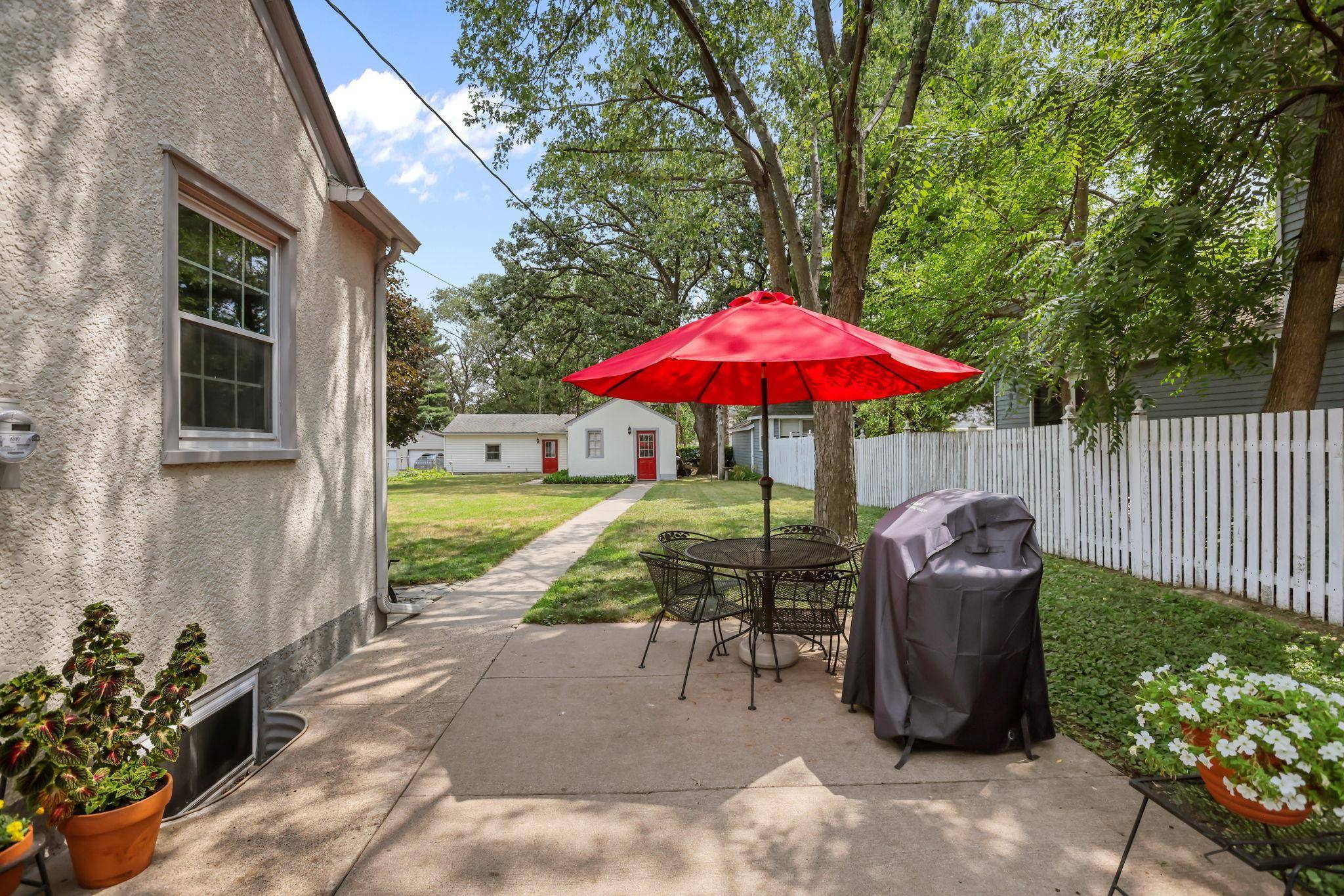 2226 Branch AVE, Anoka, MN 55303