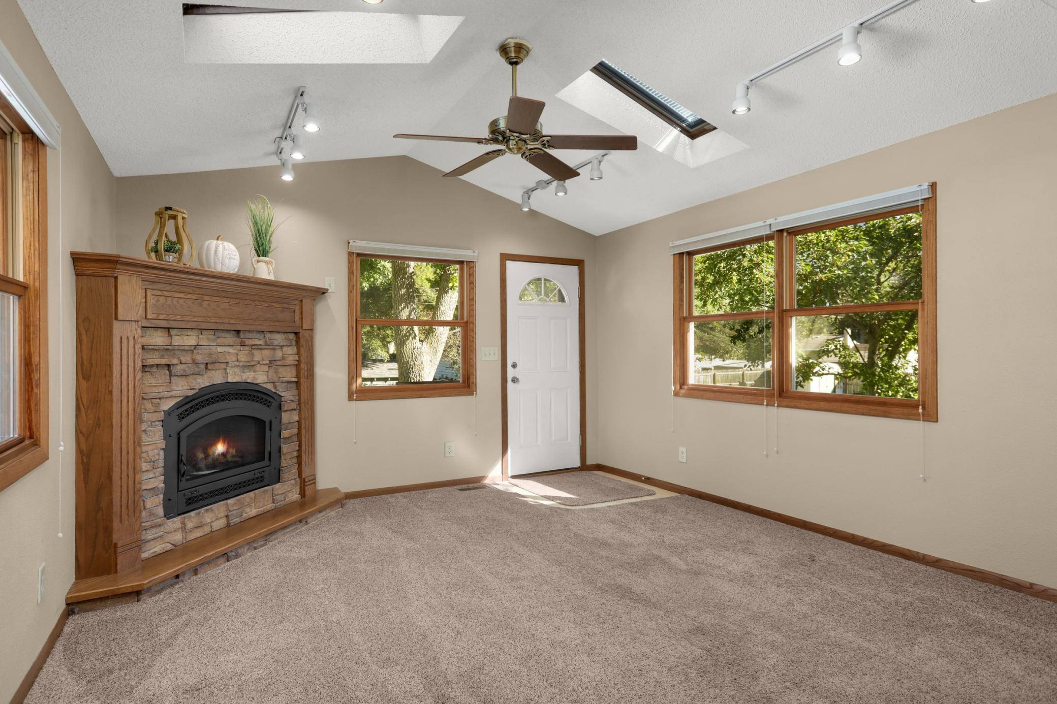 1601 Walnut ST, Hastings, MN 55033