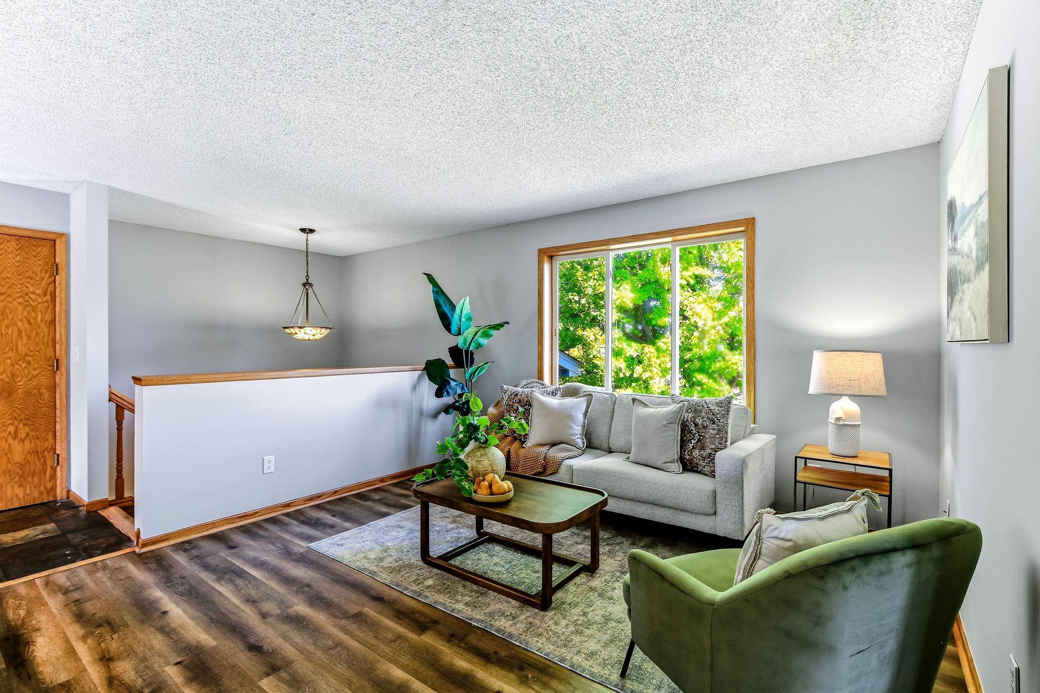 332 Orchard Pkwy W, Shakopee, MN 55379