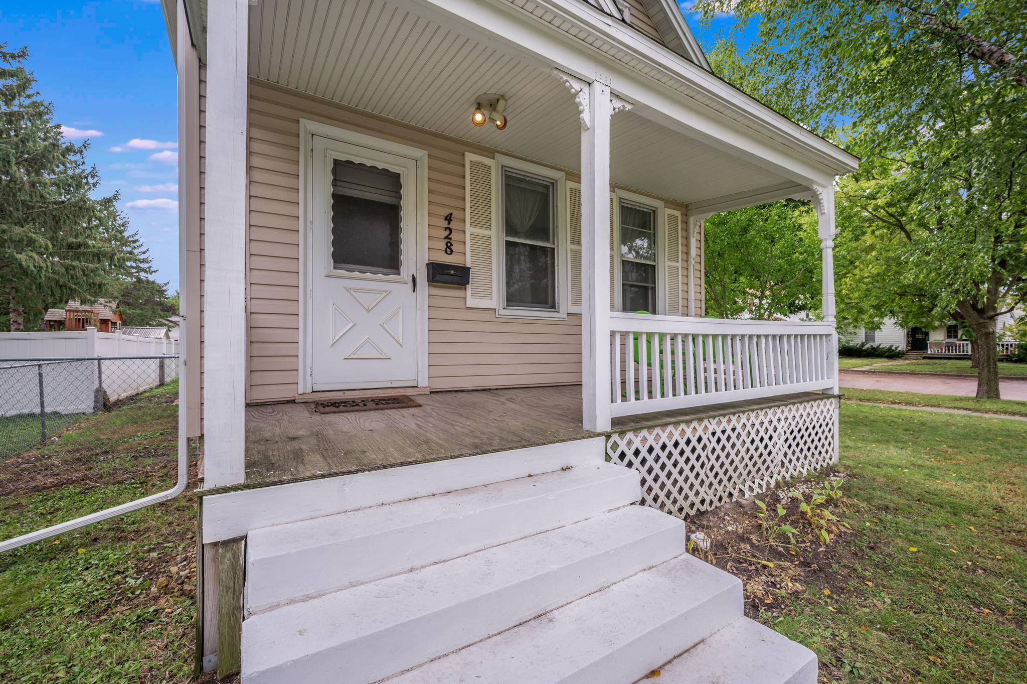 428 W Broadway AVE, Saint Peter, MN 56082