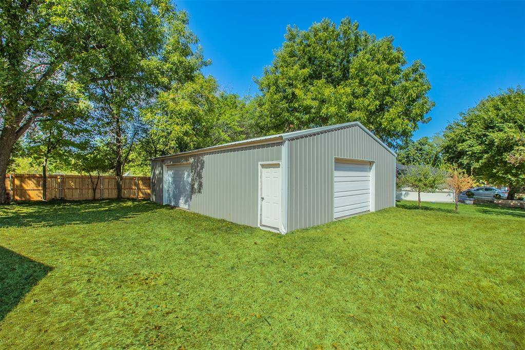 1149 N Triple X RD, Choctaw, OK 73020