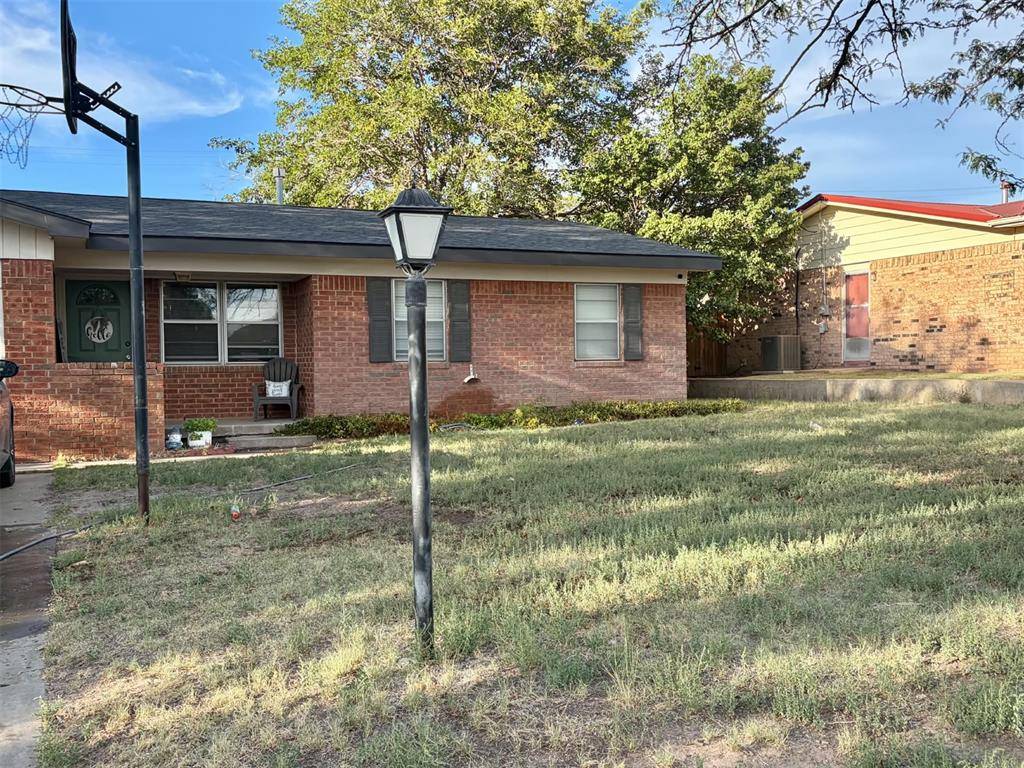 234 Circle DR, Guymon, OK 73942