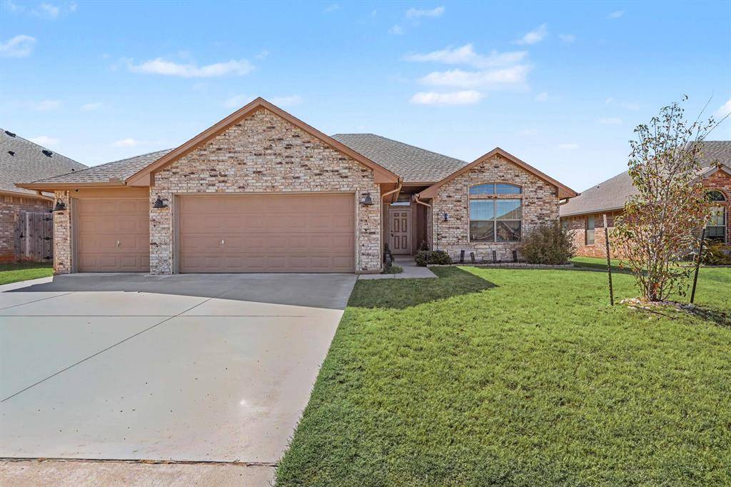 709 Bobcat TRL, Yukon, OK 73099