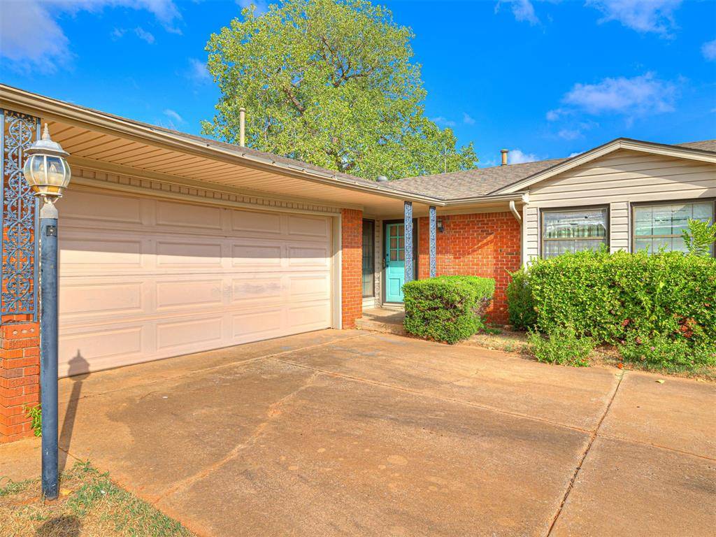 5401 NW 64th ST, Warr Acres, OK 73132