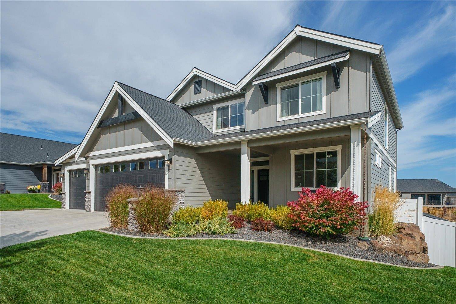 2327 S Fairmont Estates Dr, Greenacres, WA 99016