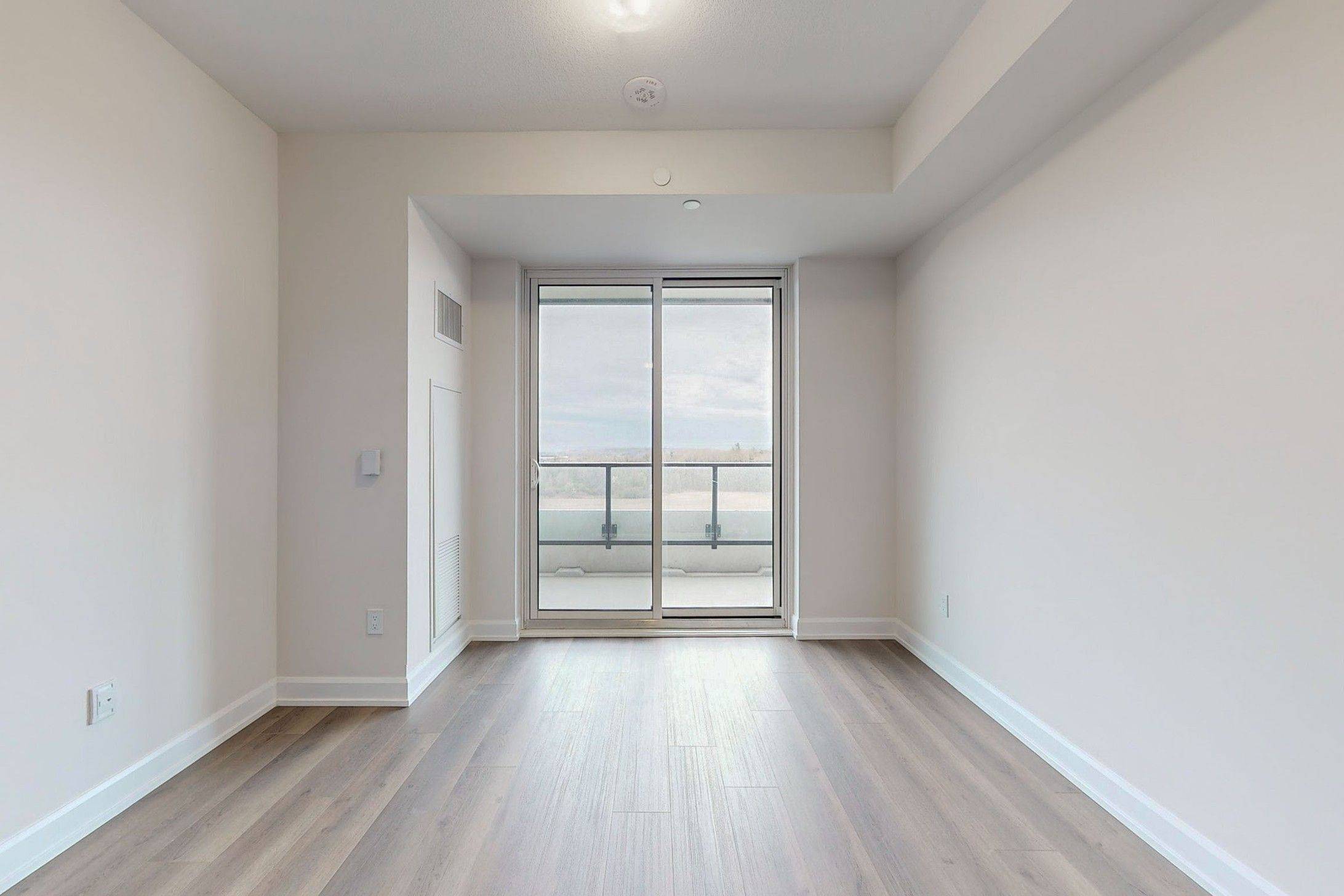 3220 William Coltson AVE #710, Oakville, ON L6H 7X9