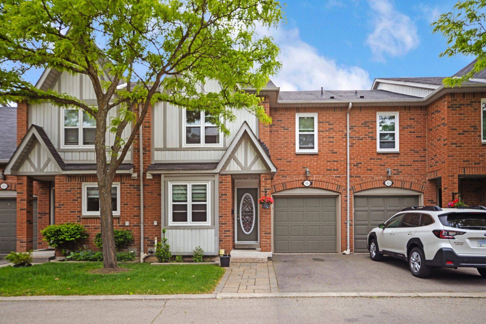 5865 Dalebrook CRES #31B, Mississauga, ON L5M 5X1