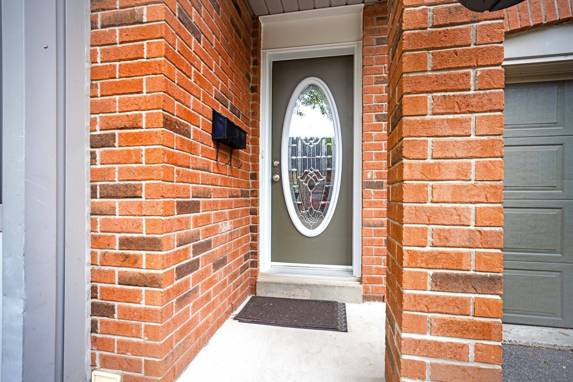 5865 Dalebrook CRES #31B, Mississauga, ON L5M 5X1