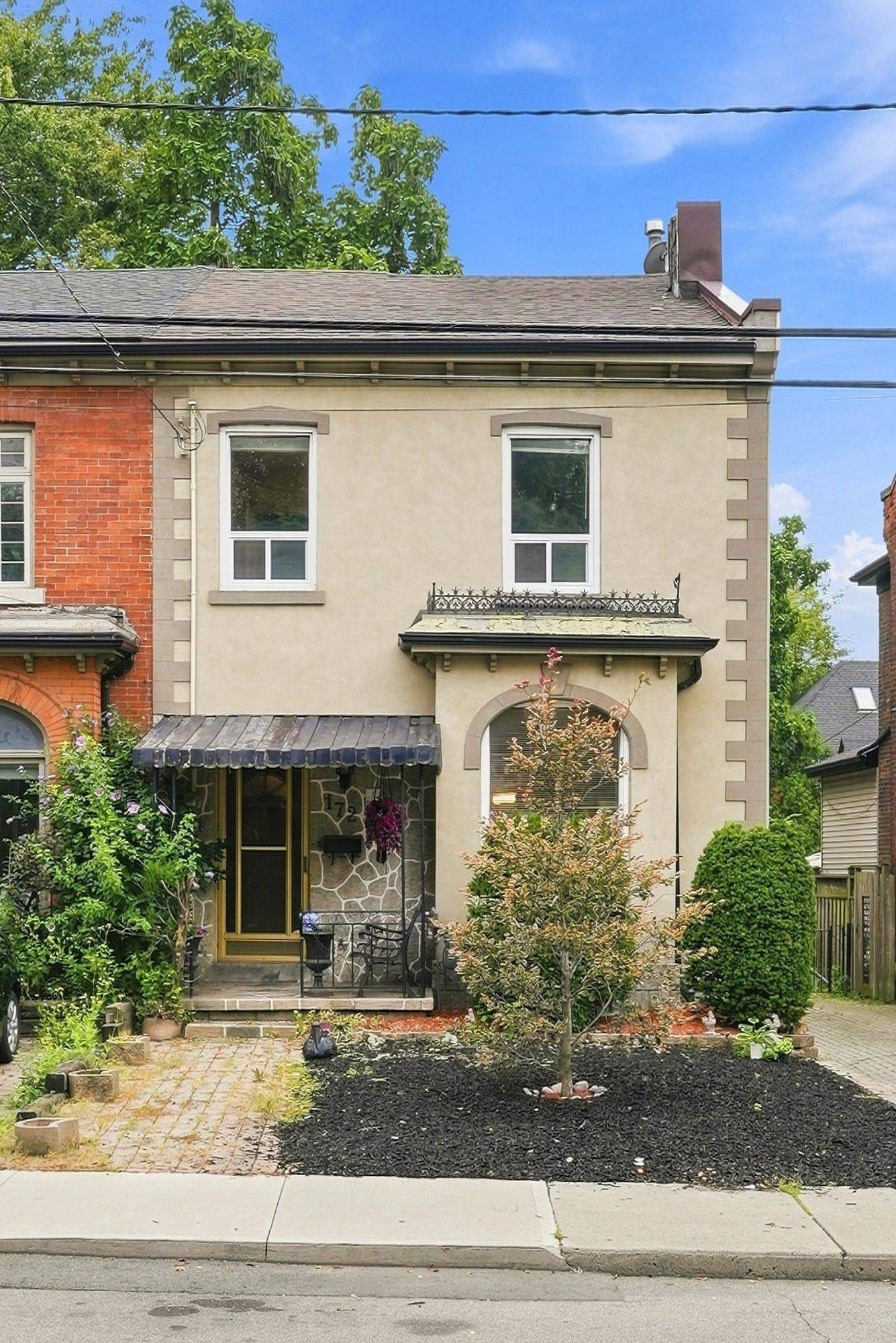 172 Market ST, Hamilton, ON L8R 1N9