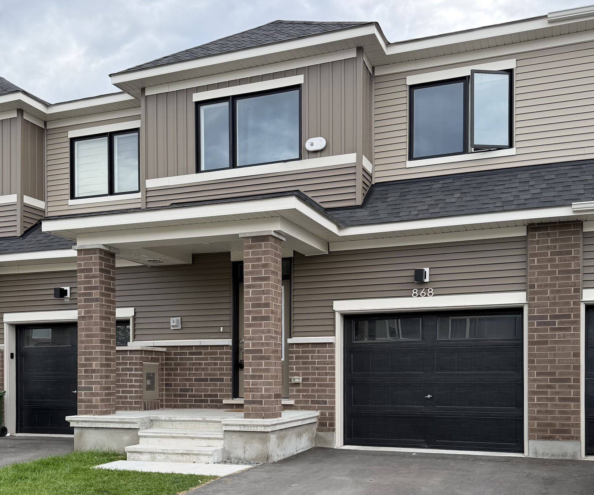 868 Andesite TER, Barrhaven, ON K2J 7H4